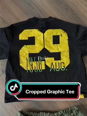 #foryou #graphictee #fashion #clothingfinds 