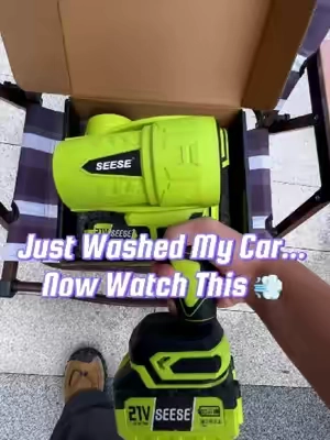Major deal alert 🔥! The upgraded 1000G blower packs insane wind 🌪️ to blow every water drop off your truck 🚗. Hit the yellow card 🛒! #blower #CarCare #carowners #SEESENewArrivals #tiktokshopstockup