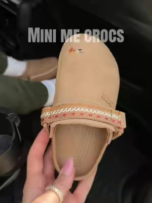My mini me of course needed their own crocs clogs #toddlershoes #fallfashiontrends #kidsshoes #crocsclogs #mommyandme 
