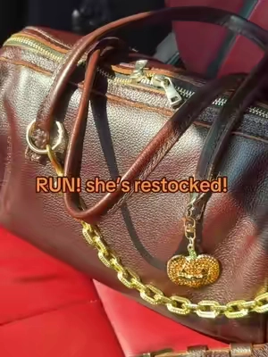 When I say run, I mean RUN!! #portlandleather #sloan #leatherbag #crossbody #pursetok 