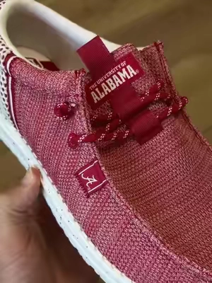 #heydudecollegiate #collegiate #CollegeFootball #heydudeshoes #tiktokshopcreatorpicks 