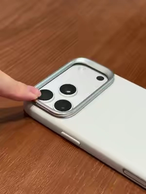 A leather MagSafe case that doesn’t look bulky#iphonecase #iphone18promax #iphone18promaxcase #iphoneaccesories #phonecase 
