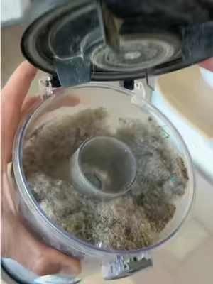Housekeepers say its the best vacuum but don’t make the same mistake as me #vacuum #vacuumcleaner #bissell #bissellvacuum #cleaning 
