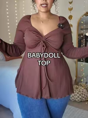 Replying to @emmalee it doesn’t hug the rolls in my experience! :) #fallfashion 