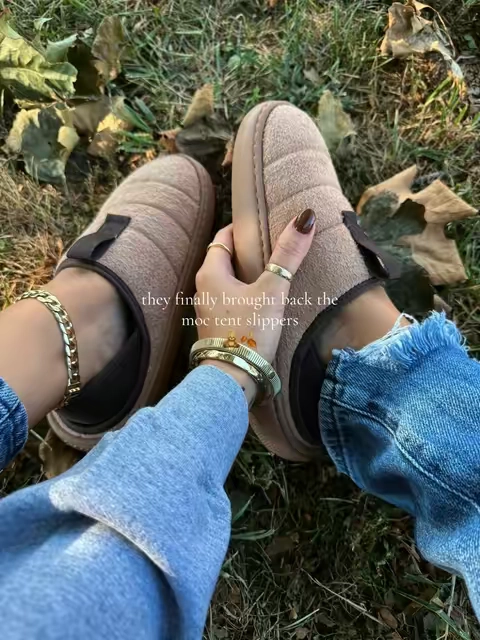 @Crocs #crocs #crocsshoes #fallshoes #tiktokshopstockup #CrocsSeptemberSpotlight 