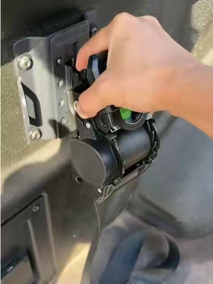 The 2” Retractable Bed Mount Straps are back for a limited time! #rhinousa #fordtrucks #ratchetstraps