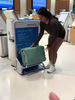 @Samsonite US 