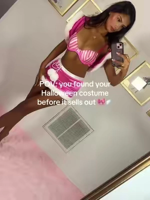 I got size small queens 🪽✨ #halloweencostume #dollskill #victoriassecret #costumeideas 