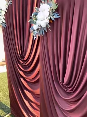 Dont miss out on the colors for this season and the great price they have #backdrop #backdropdecoration #autumn #fall #eventplanner 