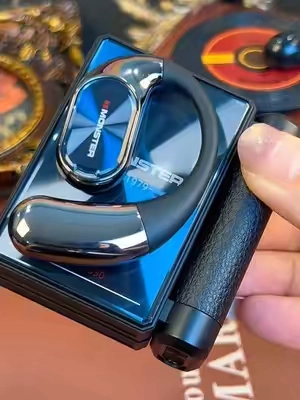 Pon tu canción favorita con estos MONSTER y luego hablamos 🔥 Esos bajos sí se sienten #MonsterEarbuds #BajosPotentes #SoundTest #AudifonosBluetooth #Musica 