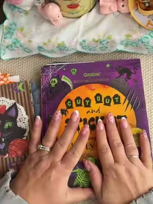 So the new smaller Halloween book will not be coming the Tiktok#TikTokShopCreatorPicks #tiktokshopstockup #junkjournal #junkjournaling 