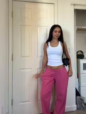the cutest sweatpants 🩷