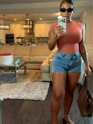 Size xs/s- top, size med -shorts #tiktokcreatorpicks @TikTok Shop Official #casualoutfits #womensoutfits #fashioninspo #womensfashion 