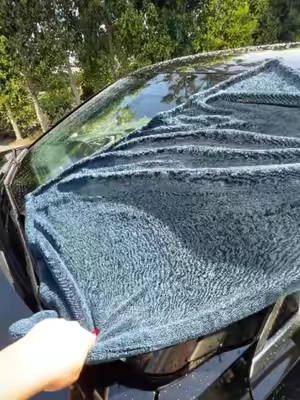 Less time drying, more time admiring that clean ride. 😎🔥 #ChemicalGuys #Megalodon #MegalodonTowel #bestdryingtowel #CarDetailing #AutoDetailing #CarCare #DetailingTok #CarTok #CarWash #CarCleaning #DetailingProducts #CarCareProducts #CleanCar #FreshlyDetailed #CarShine #DetailingLife #CarEnthusiast #TikTokMadeMeBuyIt