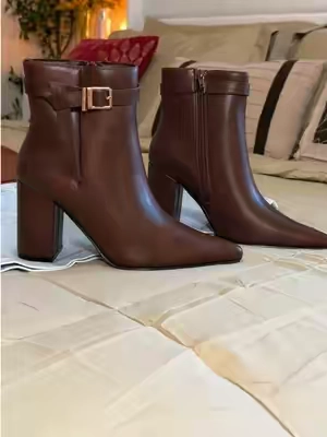Me emociona muchísimo usar estos botines durante otoño. 😍 Encuentra el enlace en el carrito naranja, elige tu color favorito para obtener descuento + envío gratis.  🇺🇸 #ankleboots #botines #Otoño #botinesdemujer #anklebootsforwomen 