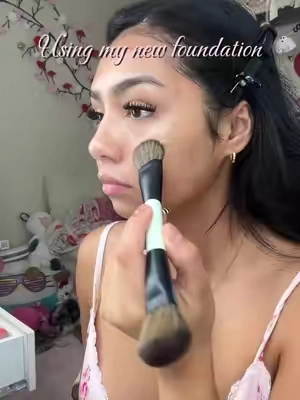 Why am I always so spot on with the shade match😍 #newfoundation #elfcosmetics #shadematch @e.l.f. Cosmetics 