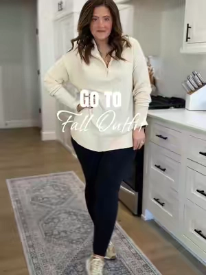 My go to fall outfit! Elevated and comfy at the same time 🥰#falloutfits #traveloutfit #tummycontrolleggings #elevated #sweaterstyle 