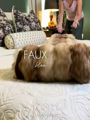this fur blanket is 10/10 