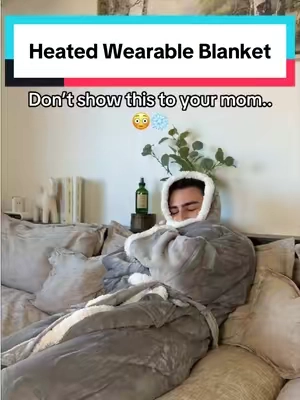 Don’t let your mom see this 😳 it’s the perfect gift #mom #momgift #wearableblanket #heatedblanket #christmasgiftideas 