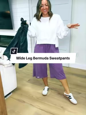 I’ll be absolutely LIVING in these sweatpants! 5’2” 127 in a Medium (I sized up!!) #sweatpants #sweatpantsoutfit #comfystyle 
