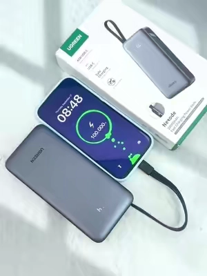 A compact power bank that keeps your devices charged anywhere. Perfect for travel, work, and everyday use. ✈️ Travel essential 🔋 Never run out of battery 📱 iPhone/Samsung emergency power 🎒 Everyday carry (EDC)#ugreen #powerbank #FastCharging #TravelGadgets #TikTokShopStockup 