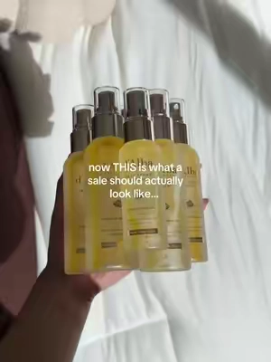 the value for these is SO good <3 dalba white truffle first spray serum holiday gift set dull dehydrated skin tiktok shop #tiktokshopcreatorpicks #tiktokshopstockup #giftideas #holidaygifts #dalba dalba best white truffle spray serum hydrating glowy skin holiday gift set glass skin maehni