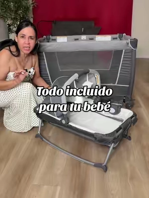 Cinco en Uno de Baby Trend, Incluye desde el Moisés, el cambiador, la cuna con su colchón, el corral y un storage para pañales. Tiene además música integrada, función de vibrador y luz. #babytrend #maternity #maternidad #parabebes #corral 