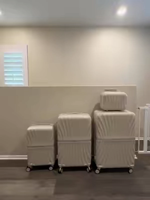 This is your sign to stop over paying for expensive luggge sets! These are super affordable and love how the material is hardshell but they are super lightweight! They are so sleek and the quality is amazing! Run and grab yours now because peak season is approaching! #luggageset #hardshellluggage #suitcase #travelessentials #travel 
