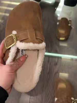 #falldealsforyou #blackfriday #clogs #cozyshoes #fallclogs @Cushionaire 