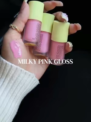 So pretty! you need this bundle, you’re going to be obsessed 💕💫 #madebymitchell #milkypinkgloss #lipcombo #pinklipgloss 