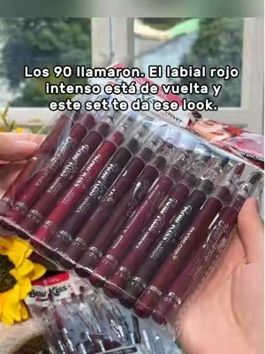 El look de labios de los 90 está de vuelta. 12 delineadores mate para lograrlo❤️‍🔥❤️‍🔥#lipcombo #makeuptutorial #BeautyTok #lipliner #fyp 