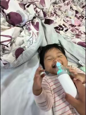 Amé esta aspiradora nasal, desde que la tengo se me hace más fácil limpiarle la nariz a mi bebé 👶 #tiktokshop 