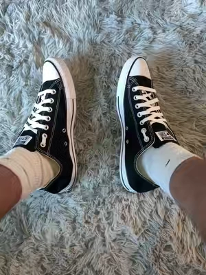 So fire #tiktokshop #fashiontiktok #fashion #fit #converse 