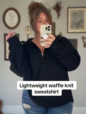 Sooo light and cozy #waffleknit #halfzipsweatshirt #fallfashion #plussizefashion #halfzip 