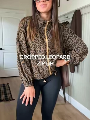 when the jacket makes the whole outfit 🐆 wearing a small!  #courduroyjacket #croppedjacket #leopardjacket #falloutfitinspo #momoutfit 