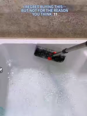 I don’t regret the long handle, the rotating head, or the built-in squeegee. I regret ordering it before the price dropped. At least cleaning the tub is much easier now. #CleaningHacks #BathroomCleaning #TikTokFinds #TubCleaning #tiktokshop 