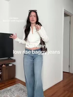 Low rise baggy wide leg jeans ✨ @Old Navy #oldnavyjeans #oldnavy #lowrisebaggyjeans #lowrisejeans #comfyjeans 