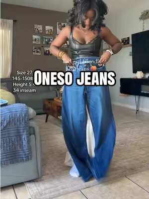 The most flattering pair of jeans… super comfortable 

#onesojeans #bbljeans #jeans #widelegjeans #tiktokshopstockup 