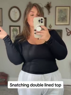 THE BEST long sleeves @PUMIEY #doublelinedtop #longsleeveshirt #wardrobebasics #plussizefashion #longsleevetop 