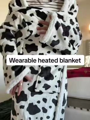 it’s backkk and this is where I’ll be when the weather is 20° outside #heatedblanket #wearableheatedblanket @DOWNCOOL 