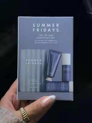 jet lag essentials ✈️☁️ #summerfridays #summerfridaysjetlagmask #holidayset #christmasgiftideas #stockingstufferideas @Summer Fridays 
