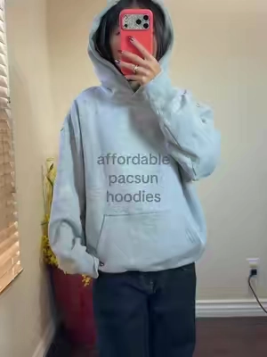 less than $30 rn!! im 5’2 wearing a size xs #pacsun #hoodies #hoodieszn 