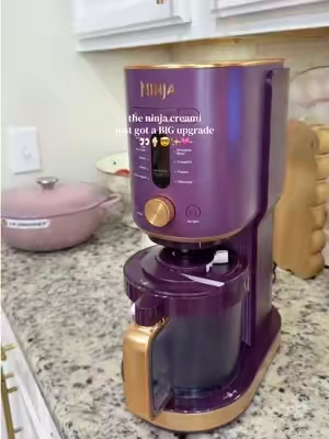 The Ninja CREAMi XL is finally here with a bigger 24 oz container + 11 programs for ice cream, sorbet, frozen yogurt, milkshakes and more. Basically, homemade frozen treats just got a whole lot more serious. 🍦✨ #NinjaCREAMi #NinjaCREAMiXL #IceCreamMaker #NinjaKitchen #KitchenFinds @Ninja Kitchen 