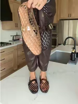 SO CUTE AND COMFY 🤎 true to size 