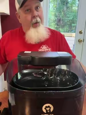 #vewo #dogsoftiktok #dogwaterfountain 