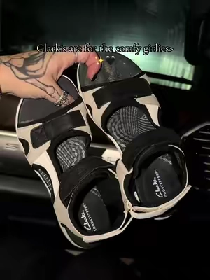 Cushion soft sole & adjustable straps @QVC, Inc Clark’s Mira bay sandals #sandals #comfysandal #clarkscloudsteppers #qvcfinds #plantarfasciitis 