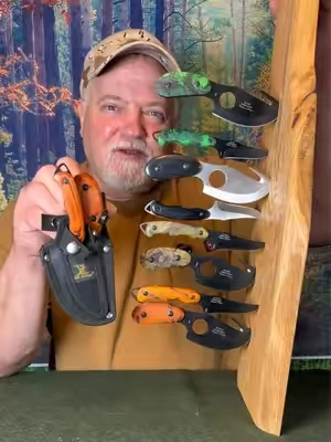 Hunters love these knives for their compact design and quality stainless steel blades. A great gift for the hunter is the two knife set. Get yours while they’re still in stock. A great Christmas or birthday gift. Click on the orange shopping cart below. #knife #hunting #deerhunting #elkhunting #sportsman  