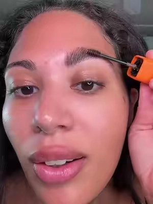 thin eyebrows who? thin eyebrows where? not here 🙂‍↔️ @NYX Professional Makeup #nyxcosmetics #rithickulousbrowmousse #volumizingbrowmousse #nyxcosmeticspartner #browmousse 