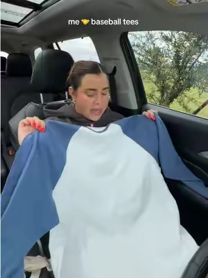 Oversized and a baseball tee? Say less. #edikted #baseballtee 