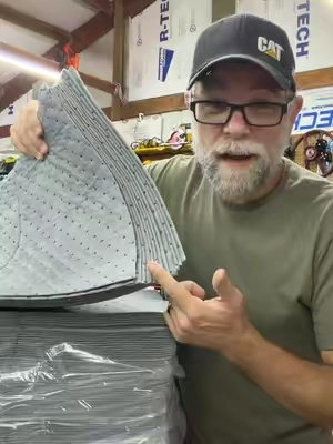 VEVOR Oil & Water Absorbent Pads, 16" x 18" 100-Pack, Heavy-Duty Spill Absorbing Pads, Universal for Gasoline/Engine Oil/Water/Coolant, Durable PP Spill Control Mats for Garage Workshop Factory.   #mechanic #garage #tools #tiktokshopstockup #tiktokshopcreatorpicks @VEVOR Automotive Store 